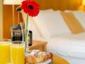 Bedroom-Breakfast-Tray